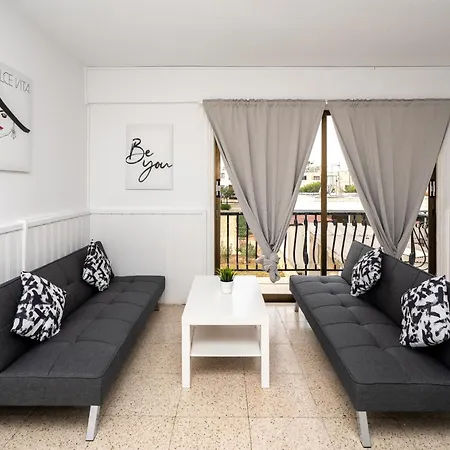 Apartment The Square 703 Agia Napa
